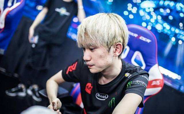 而在另一块 而在另一块