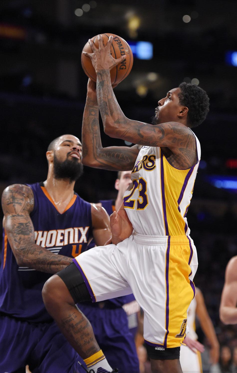 死球回传 死球回传